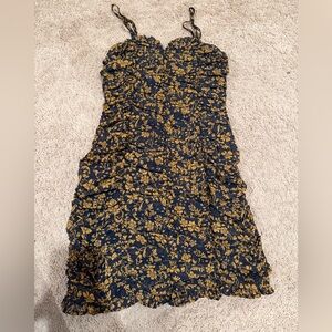 “Pre-Owned” Chic Black and Brown Floral Dress sizeM